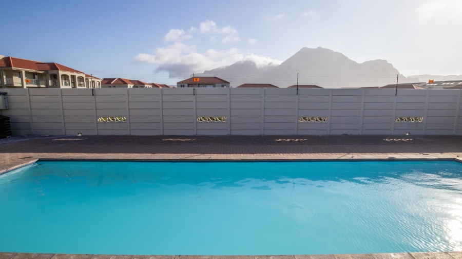 To Let 1 Bedroom Property for Rent in Muizenberg Western Cape